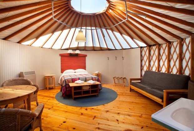 yurt-interior123456789abc