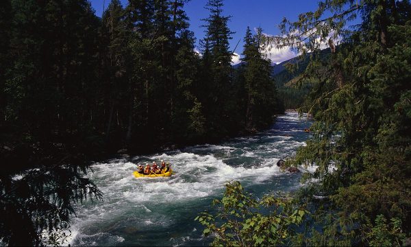 whitewater-rafting-season