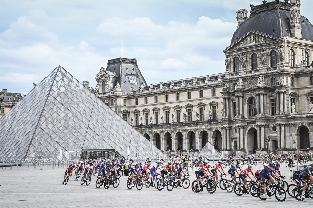 tour de france paris