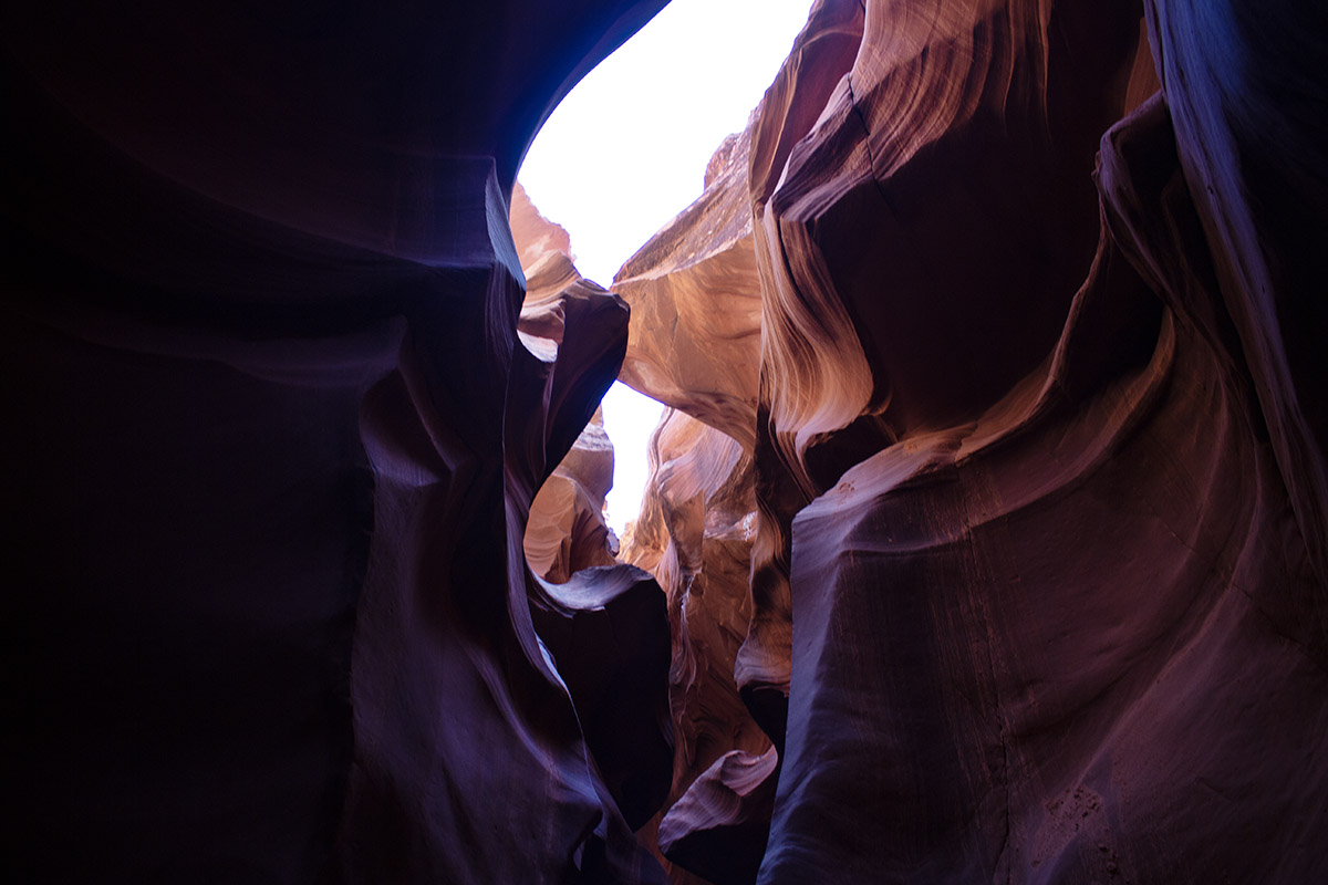 exploring-lower-antelope-canyon