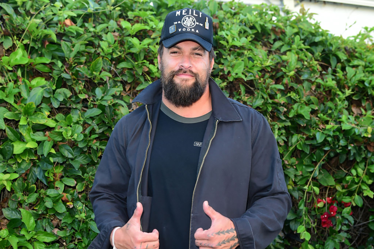 outdoorsy-facts-about-jason-mamoa