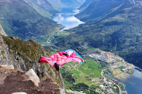 base jumping new river gorge