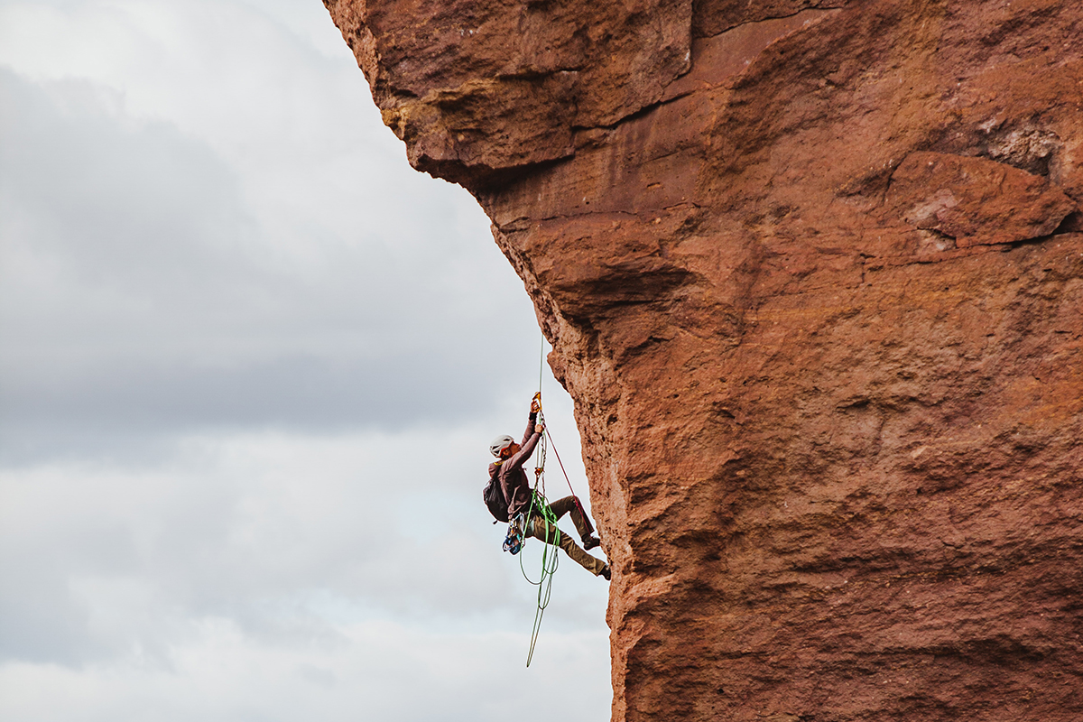 how-to-go-from-rock-climbing-gym-to-climbing-outside