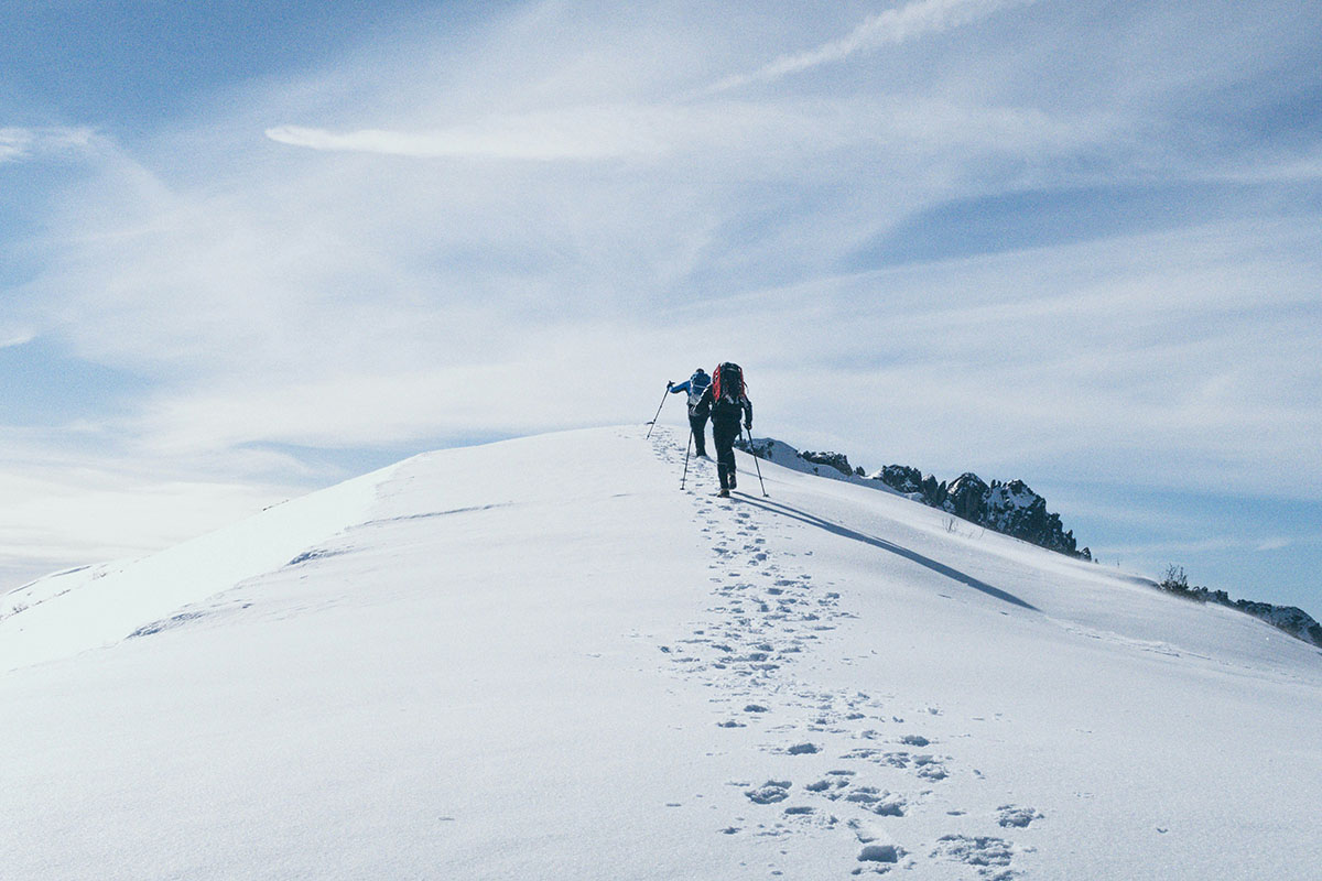 winter-hiking-tips-how-to-stay-safe